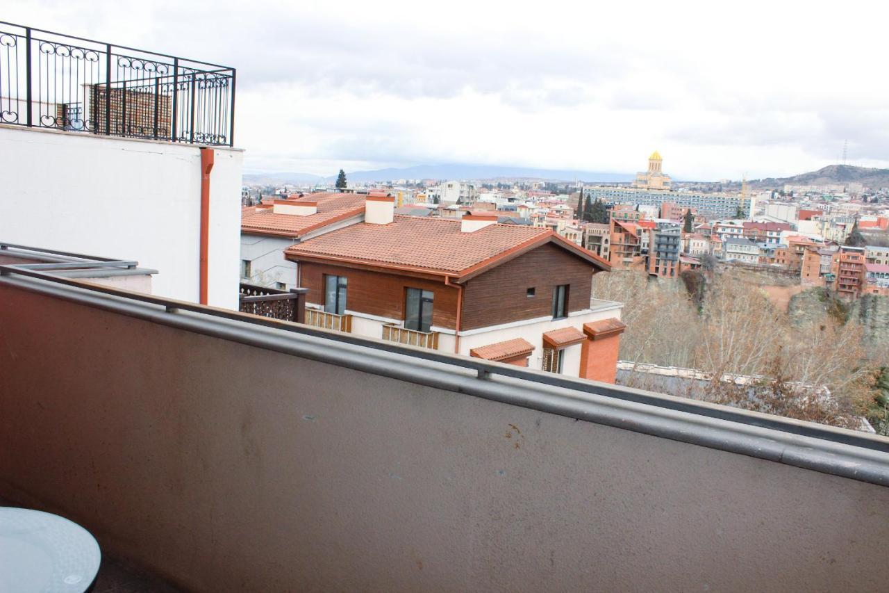 Legend Hotel Tbiliszi Kültér fotó