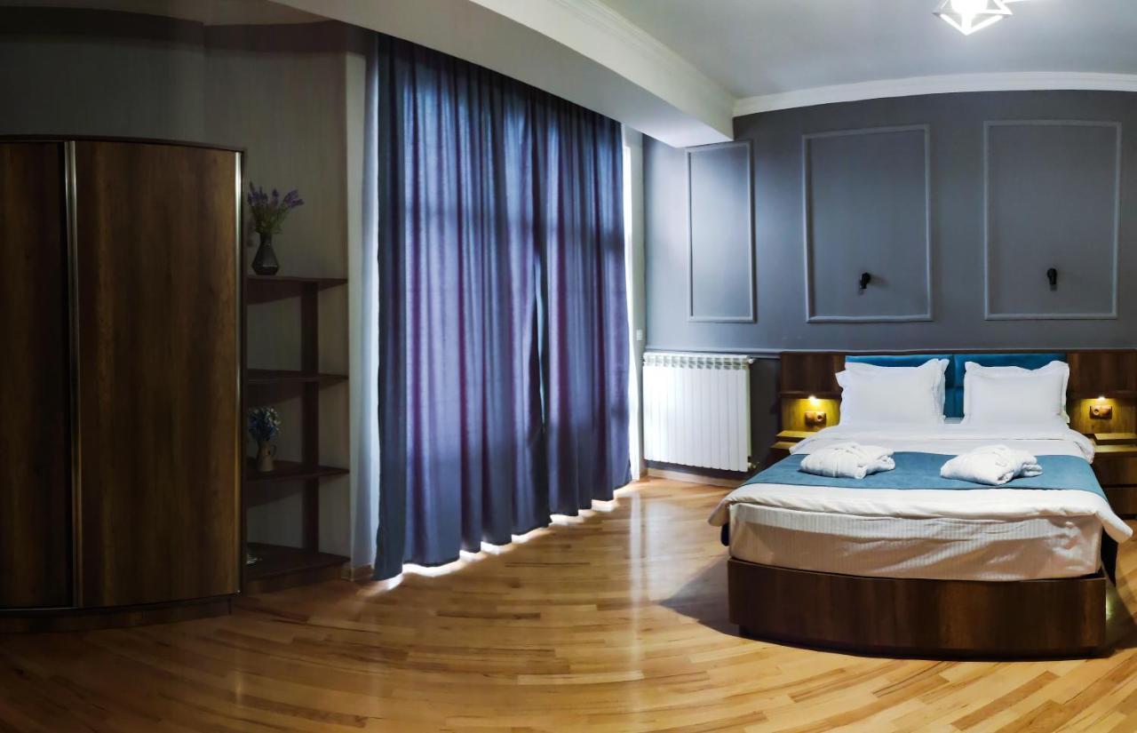 Legend Hotel Tbiliszi Kültér fotó