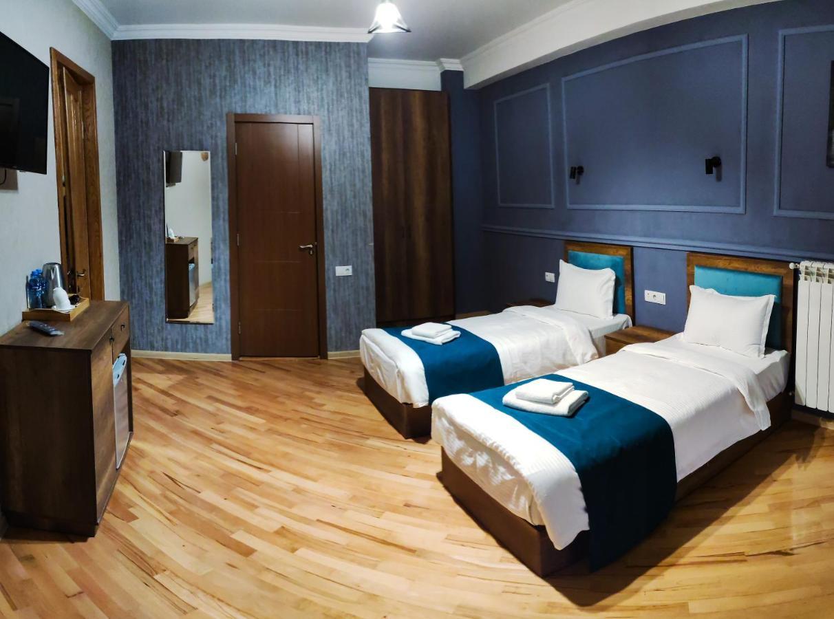 Legend Hotel Tbiliszi Kültér fotó