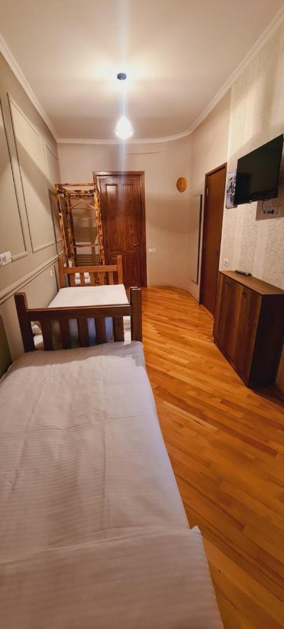 Legend Hotel Tbiliszi Kültér fotó